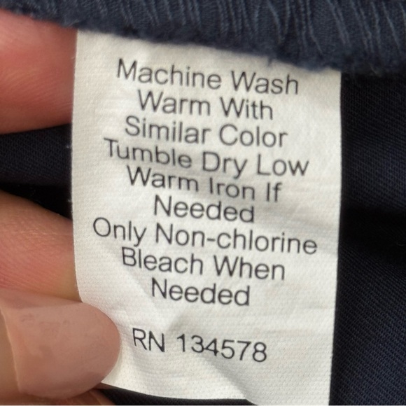 Vineyard Vines Navy Shorts Size 4 Women’s - Picture 5 of 5